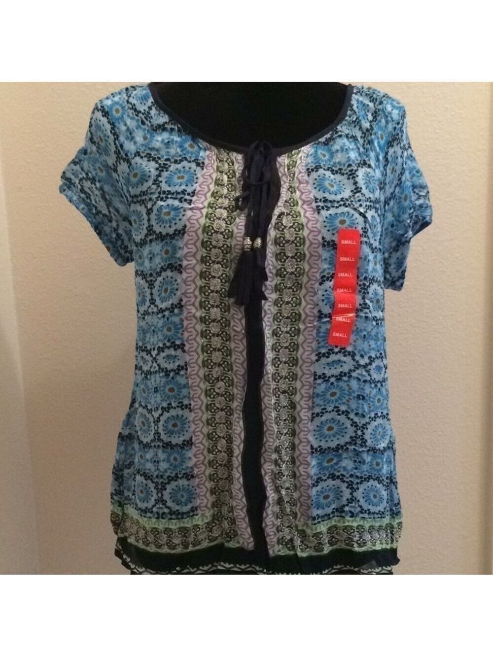 Boho floral print tie front scoop neck short sleeved top